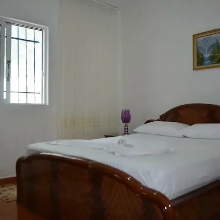 Apartamento Viktor Sarandë
